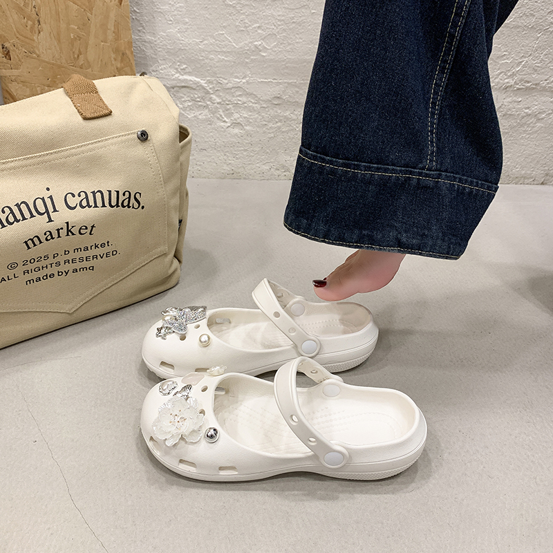 Een paar slijtvaste zomerse antislipklompen voor dames, nieuwe sportstrandschoenen voor buitengebruik, damesschoenen met dikke zolen, comfortabel en eenvoudig