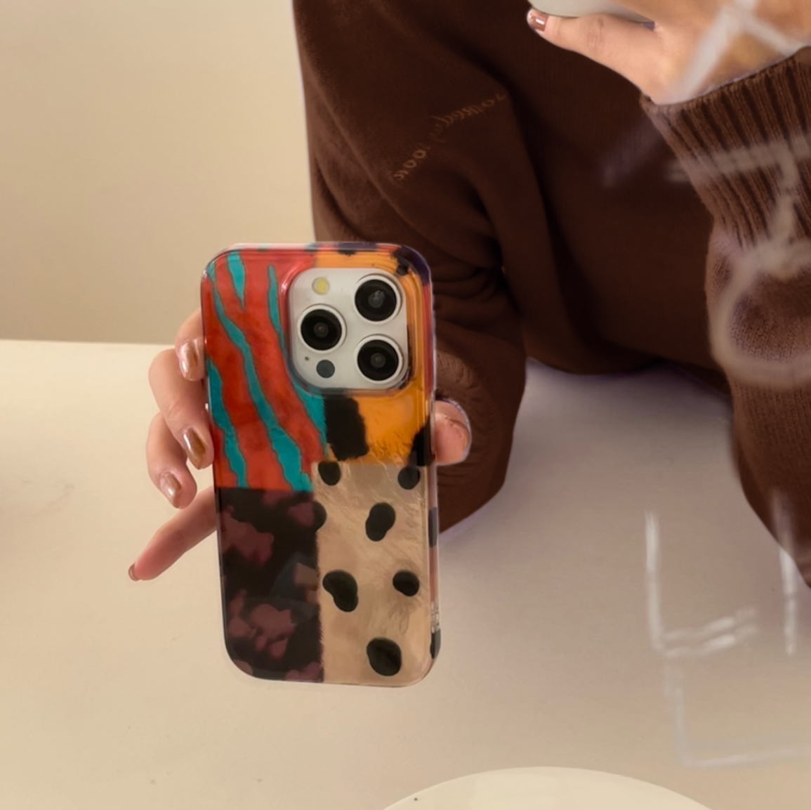 Retro vierkleurige luipaardpatroon stiksels telefoonhoesje voor IPhone 17 17pro 16 16 pro 16 pro max 15 15 pro max 14 14 pro 13