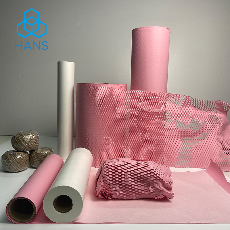 Rolo de amortecimento em formato de favo de mel, papel de embalagem rosa, embalagem perfurada, rolo de embrulho de almofada reciclada, ecológico, envoltório verde em movimento