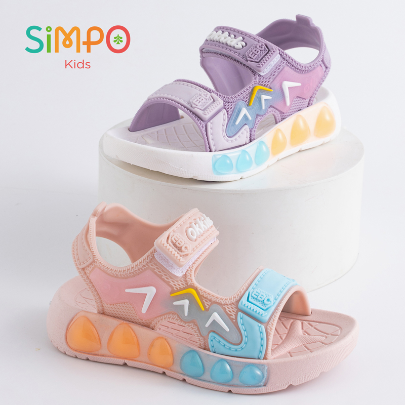 1 paar kindersandalen met geometrische patronen, ademend, slijtvast, zachte schoenen met bedelversieringen voor jongens en meisjes