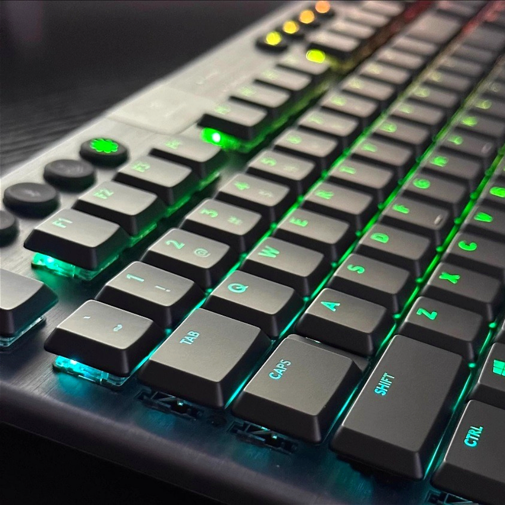 Capuchons de touches Logitech pour clavier mécanique G915/G913/G913tkl/G813TKL translucide 111 touches Version américaine comprend des touches ISO