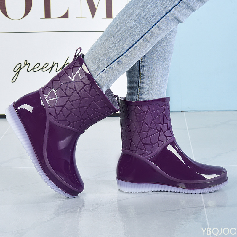 Quatro estações geléia anti deslizamento grosso moda novos sapatos impermeáveis para as mulheres usam botas de chuva de tubo curto resistente ao desgaste 2026