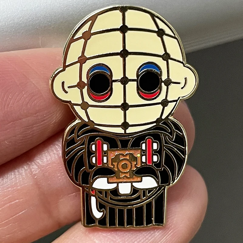 Kartun Hellraiser Pinhead Enamel Pin film horor penjahat lencana perhiasan Halloween