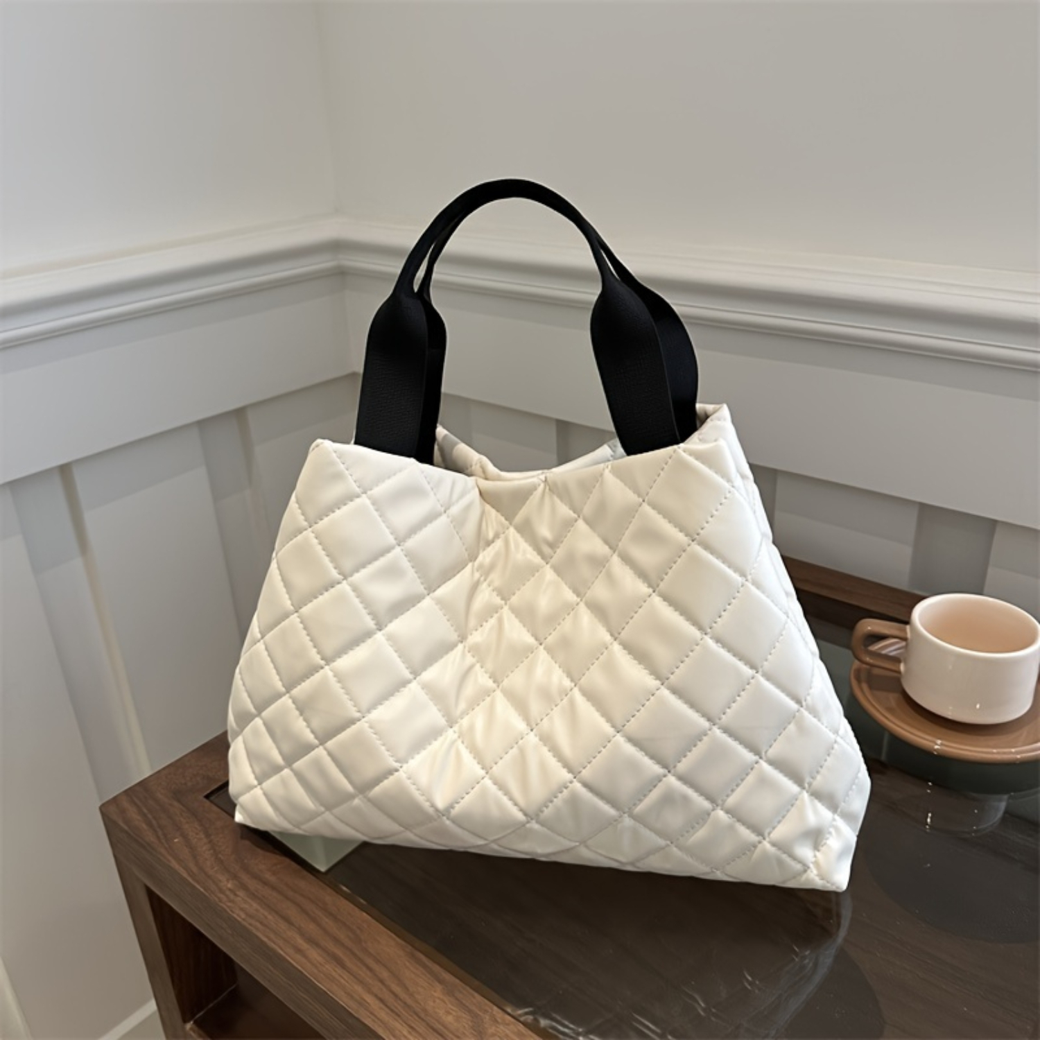 กระเป๋า Satchel Quilted สุดหรูสําหรับผู้หญิง - กระเป๋าถือลําลองฤดูร้อนปี 2024 - กระเป๋าเดินทางสไตล์วินเทจ