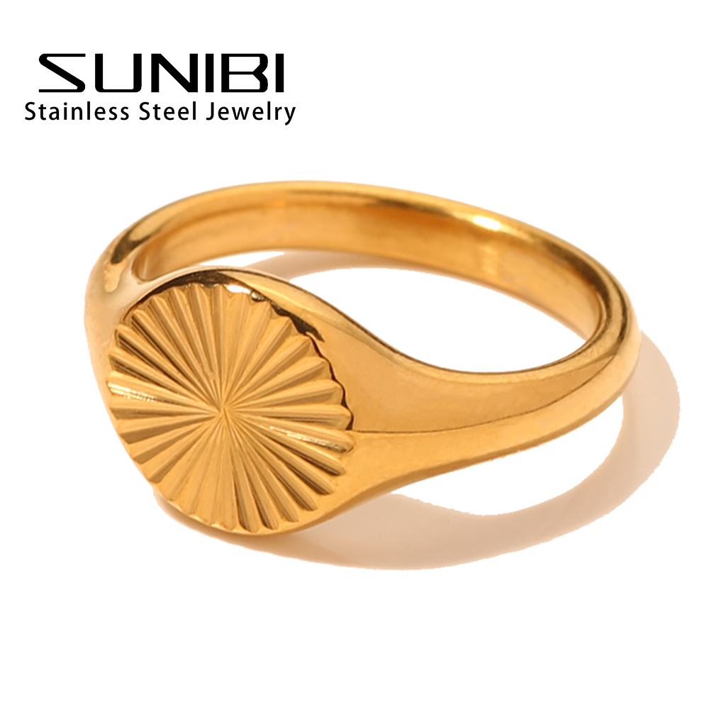 Cincin baja tahan karat untuk wanita warna emas tidak pudar sinar gelombang tekstur Signet Dainty cincin wanita perhiasan grosir