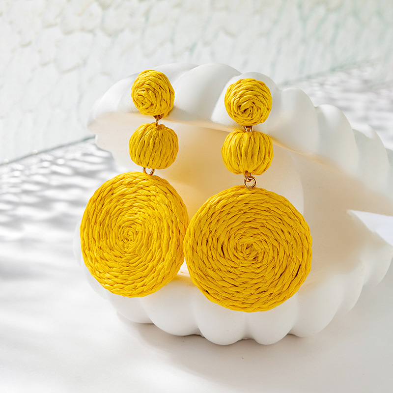 AENSOA Boho jaune raphia rond boucles d'oreilles pour femmes à la main géométrique rotin tricot suspendus boucles d'oreilles été plage bijoux