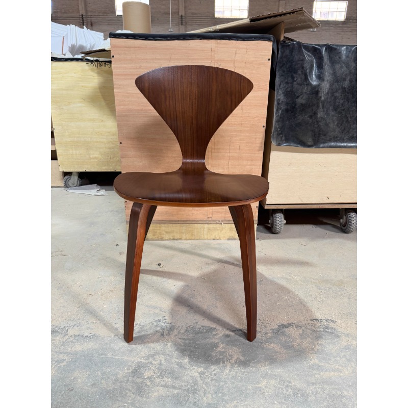 Cherner Stuhl Amerikanischer High-End Luxus-Retro-Industriestil Café-Freizeitstuhl Massivholz-Rückenlehne Esszimmerstuhl
