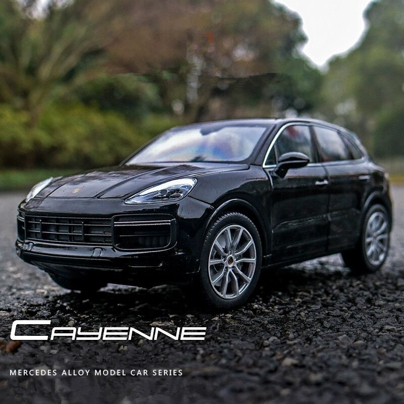 1:32 Cayennes Turbo SUV Panamera Modello di auto in lega Fonde sotto pressione Veicoli giocattolo in metallo Modello di auto Simulazione Suono e luce Regalo per bambini