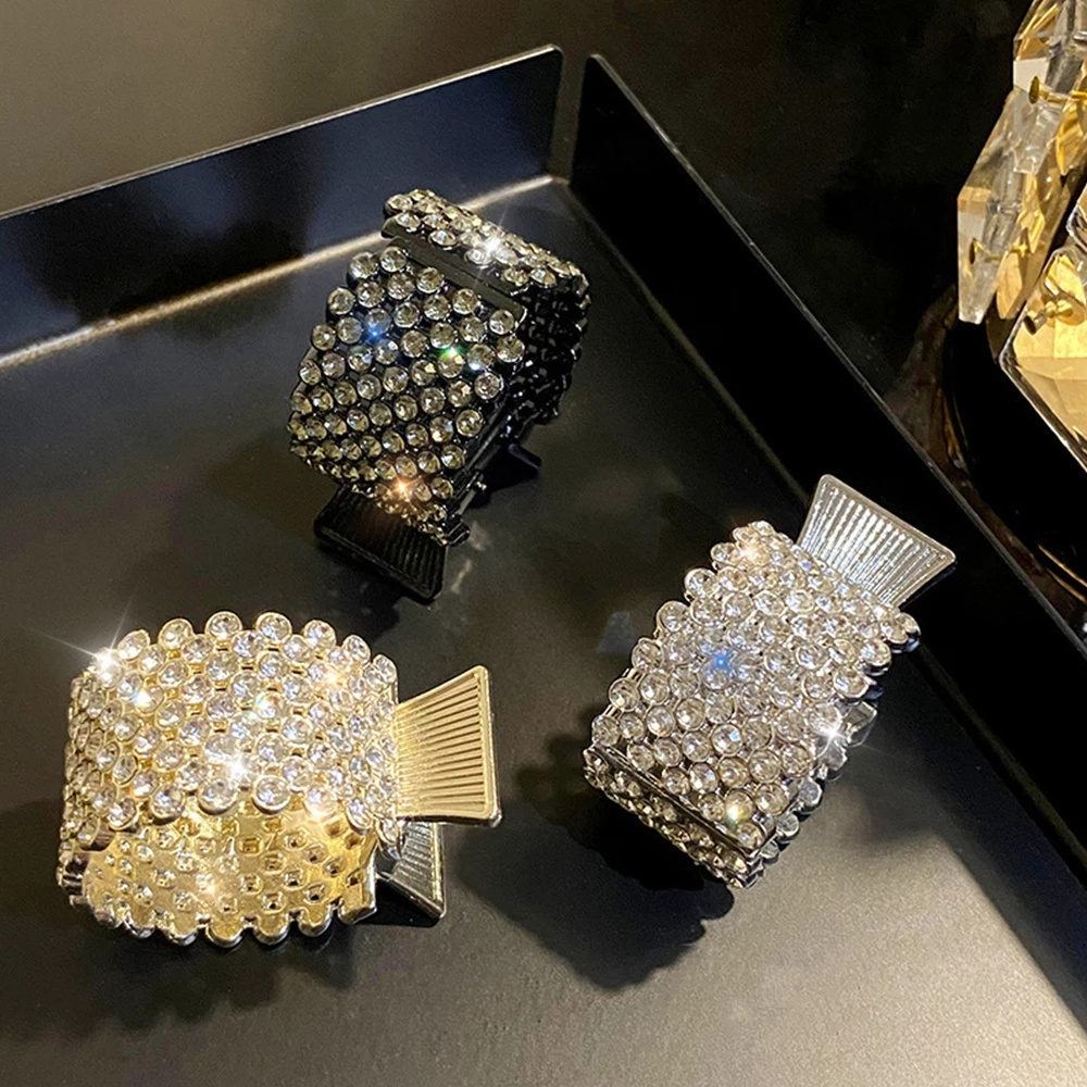 Moda perła Rhinestone metalowa spinka do włosów kobiety dziewczęta Mini wysoki kucyk uchwyt kryształowe spinki do włosów elegancki nakrycie głowy na imprezę