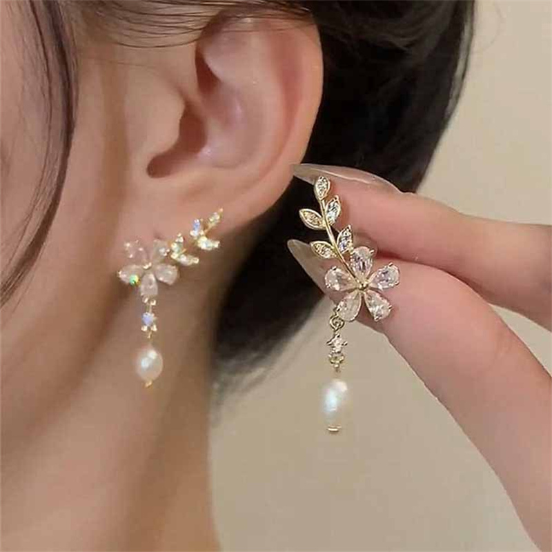 Orecchini a bottone con fiori di cristallo con foglie squisite per le donne AAA Zircone rosa farfalla nappa orecchino gioielli per la festa nuziale della sposa