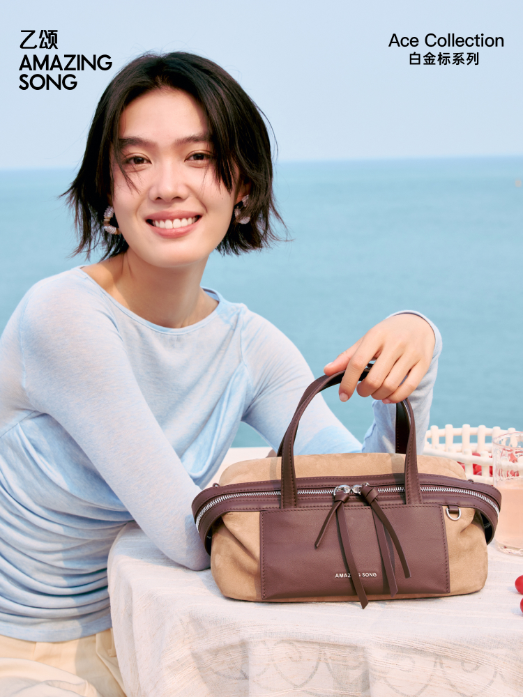 Tas Wanita Model Bantal Gulung Desain Asli Amazing Song, Kulit Asli Berkualitas Tinggi, Model Terbaru 2026, Modis
