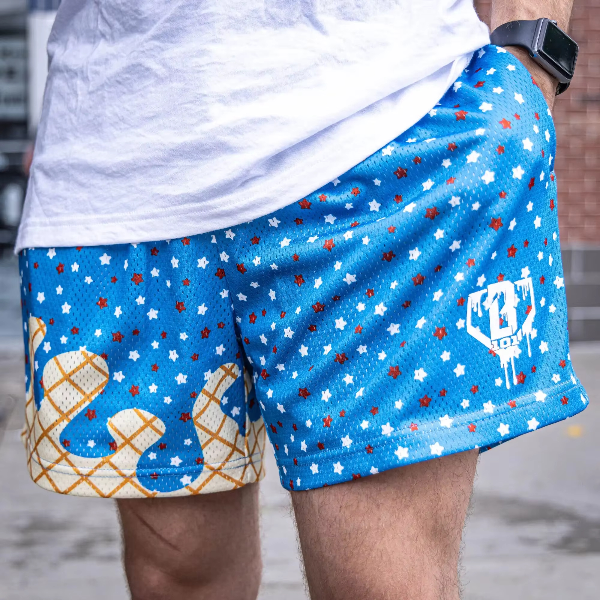 2025 nuevos pantalones cortos de baloncesto de verano para hombres, pantalones de chándal para hombres, pantalones cortos sueltos para gimnasios, pantalones cortos para deportes al aire libre de cuarto, pantalones cortos de malla para adultos/niños