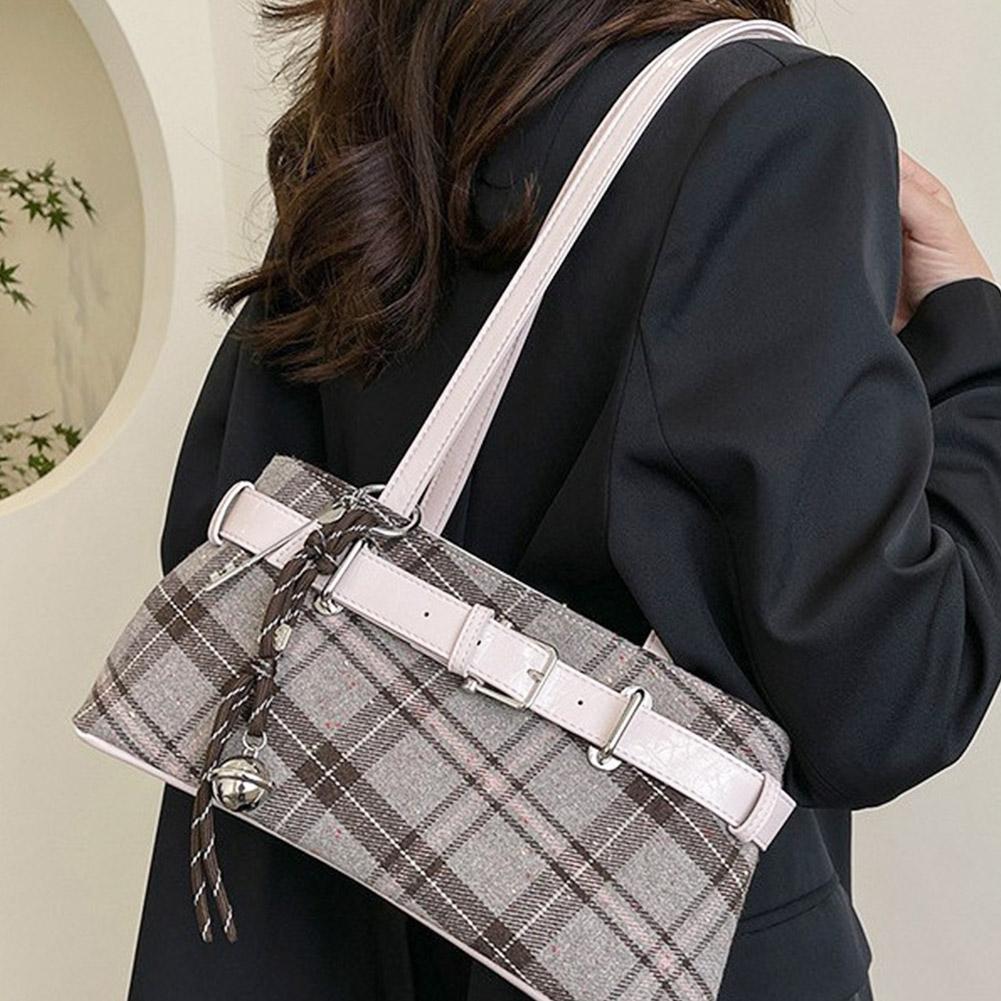 Borsa a tracolla a quadretti alla moda con ciondolo per donna, piccola borsa tote retrò, versatile e casual, borsa a mano per il pendolarismo