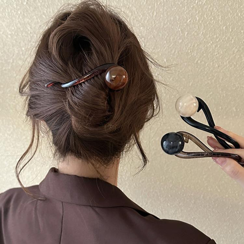 AWAYTR Retro S Shape Ponytail Twist Hair Clips New Fashion Multi-colour Twisted Hollow Out Shark Clips Headdress Hair Accessorie