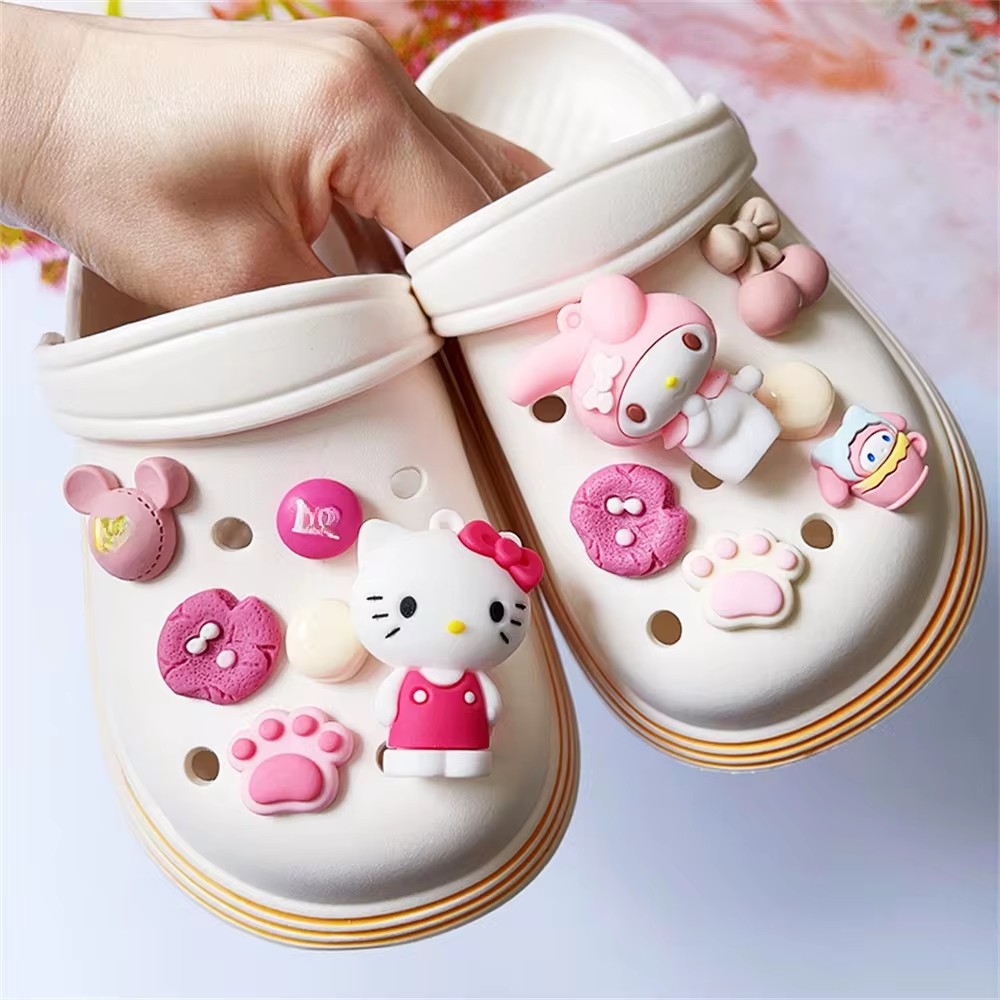 MESUCA Leuke Hello Kitty Pop Cartoon Kleine Konijn Charme Schoenen Accessoires DIY Pittig Meisje Afneembare Houten Klompen Sandaal Gesp