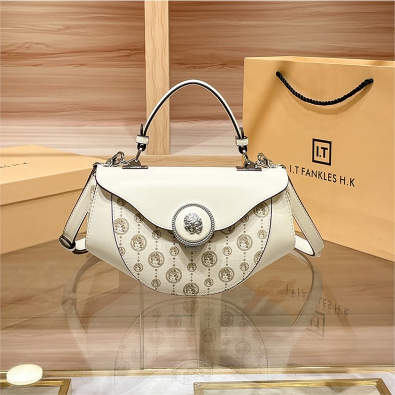 Sac à main léger de marque de luxe pour femmes, nouveau design, sensation haut de gamme, sac à bandoulière simple pour printemps et été, à la mode, 2025