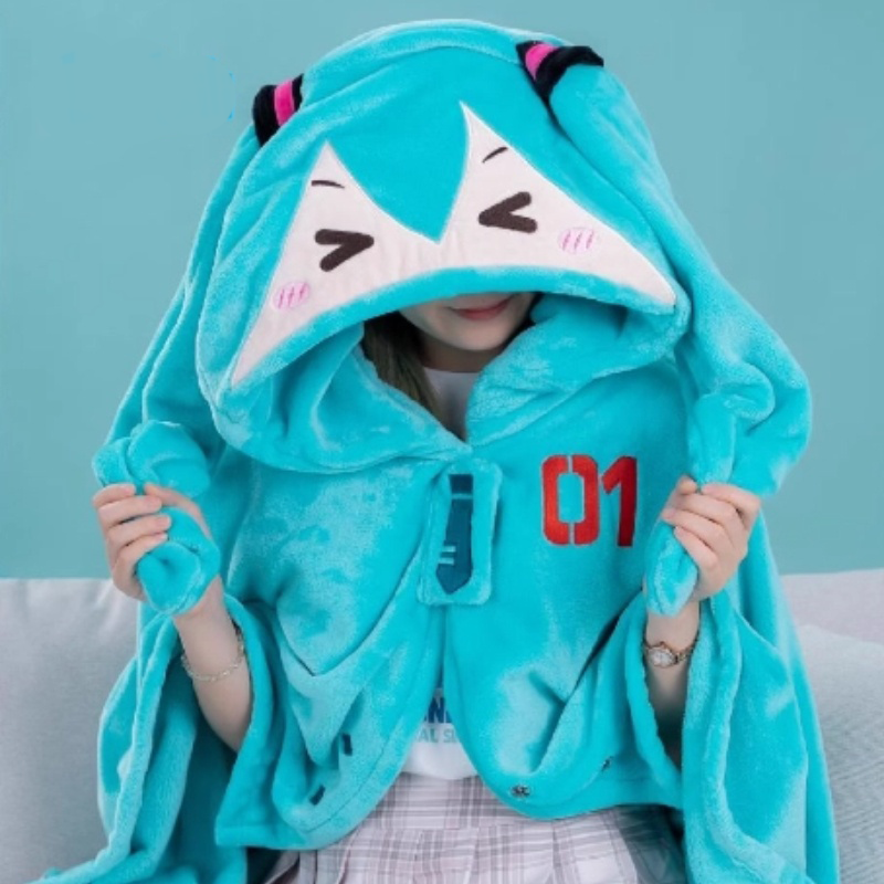 Kawaii Hatsune Itabag Multifunktionale Kapuzen-Klimaanlagen-Decke, Flanell-Umhang, weicher und warmer Nickerchenschal, Miku-Überraschungsgeschenk