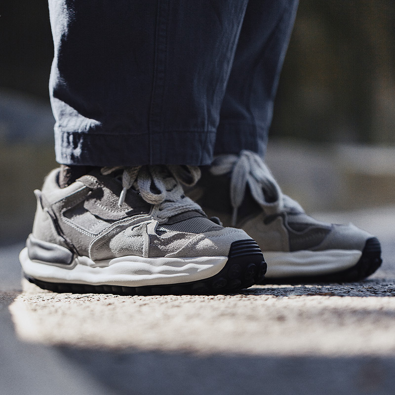 Maden Dissolve Britische Trainingsschuhe Lässige Atmungsaktive Sportliche Sneakers Retro Dicksohlige Schuhe Herren- und Damen-Laufschuhe