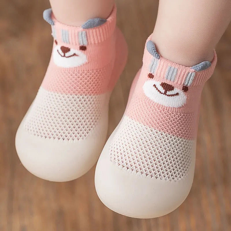 Suefunskry-zapatos de calcetín para bebé, suela de goma suave con dibujos animados, antideslizantes, para interior, primeros zapatillas para caminar