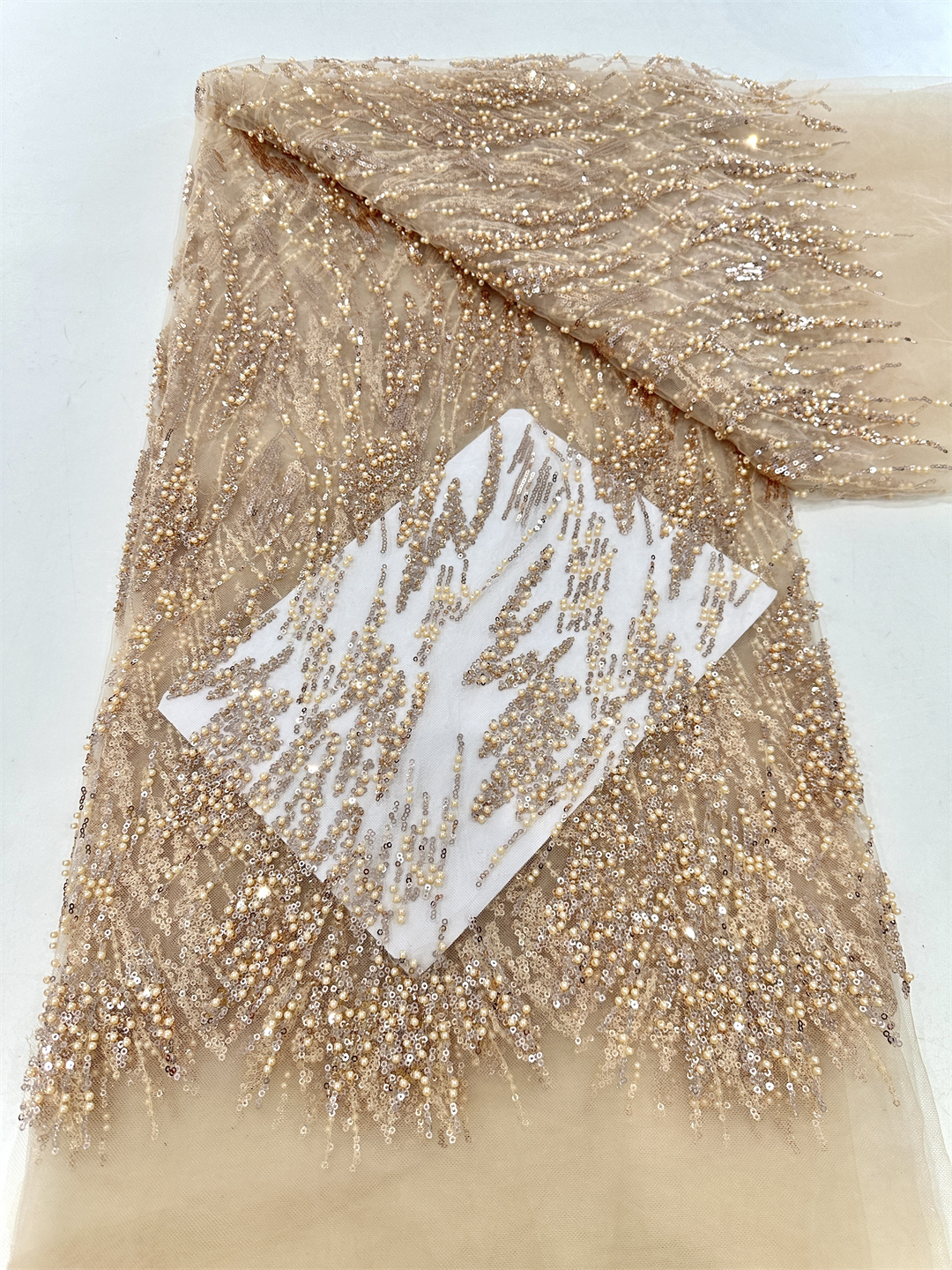 Kain Brokat Payet Afrika Berkualitas Tinggi 2026 Bordir Manik-Manik Berat French Tulle Lace Untuk Gaun Pengantin Nigeria