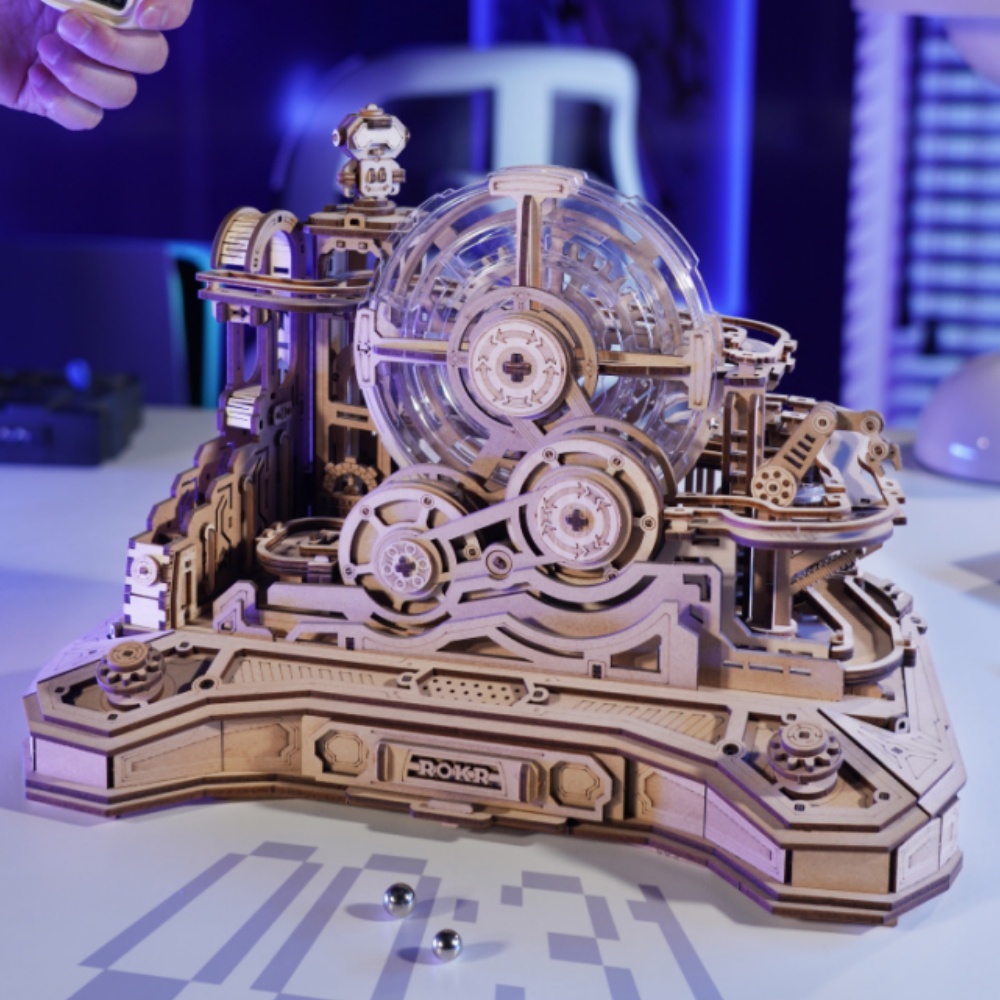 Robotime Rokr Pinball Model Gear Ball Challenge 3D-Holzpuzzle-Modellbausätze zum Bauen, DIY-Tischspiel, Geschenkidee für Männer und Frauen – EGC