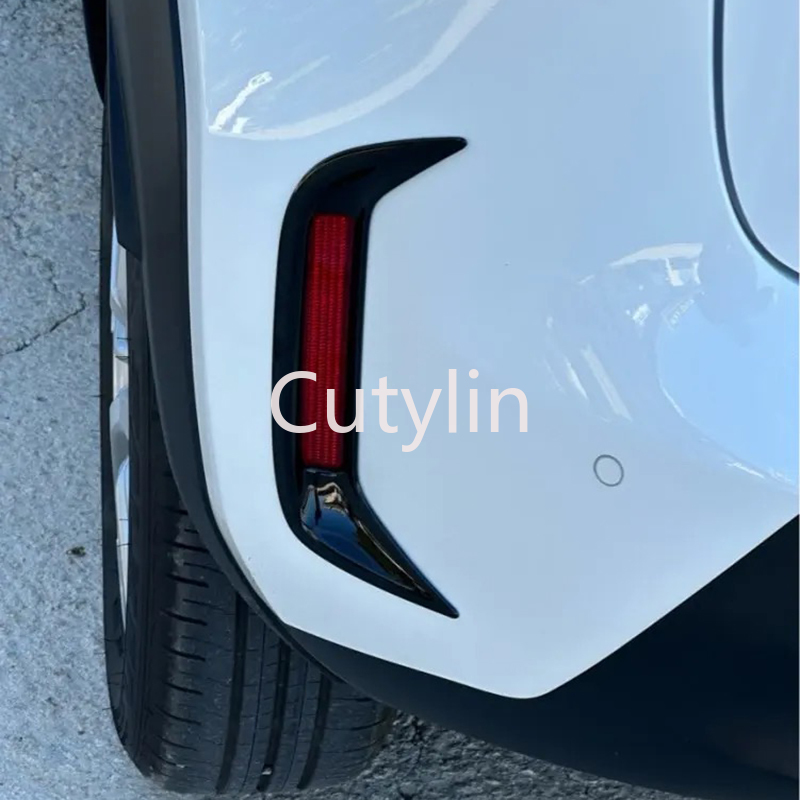 Dla Toyota Yaris Cross 2020-2023 Czarna osłona tylnego światła przeciwmgielnego Naklejka na ramę światła przeciwmgielnego Stylizacja samochodu Akcesoria zewnętrzne