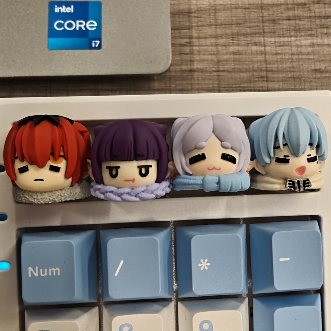 Frieren: Beyond Journey's End Keycap Żywiczny Anime Gadżet Kawaii Akcesoria do Klawiatury Mechanicznej Dekoracja Pojedynczy Keycap Esc Prezent