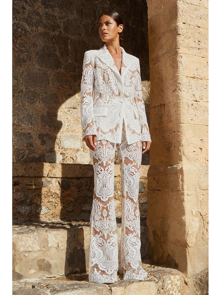 Completo da Donna di Alta Moda 2026, Blazer con Bottone Singolo in Pizzo Guipure e Paillettes con Pantaloni