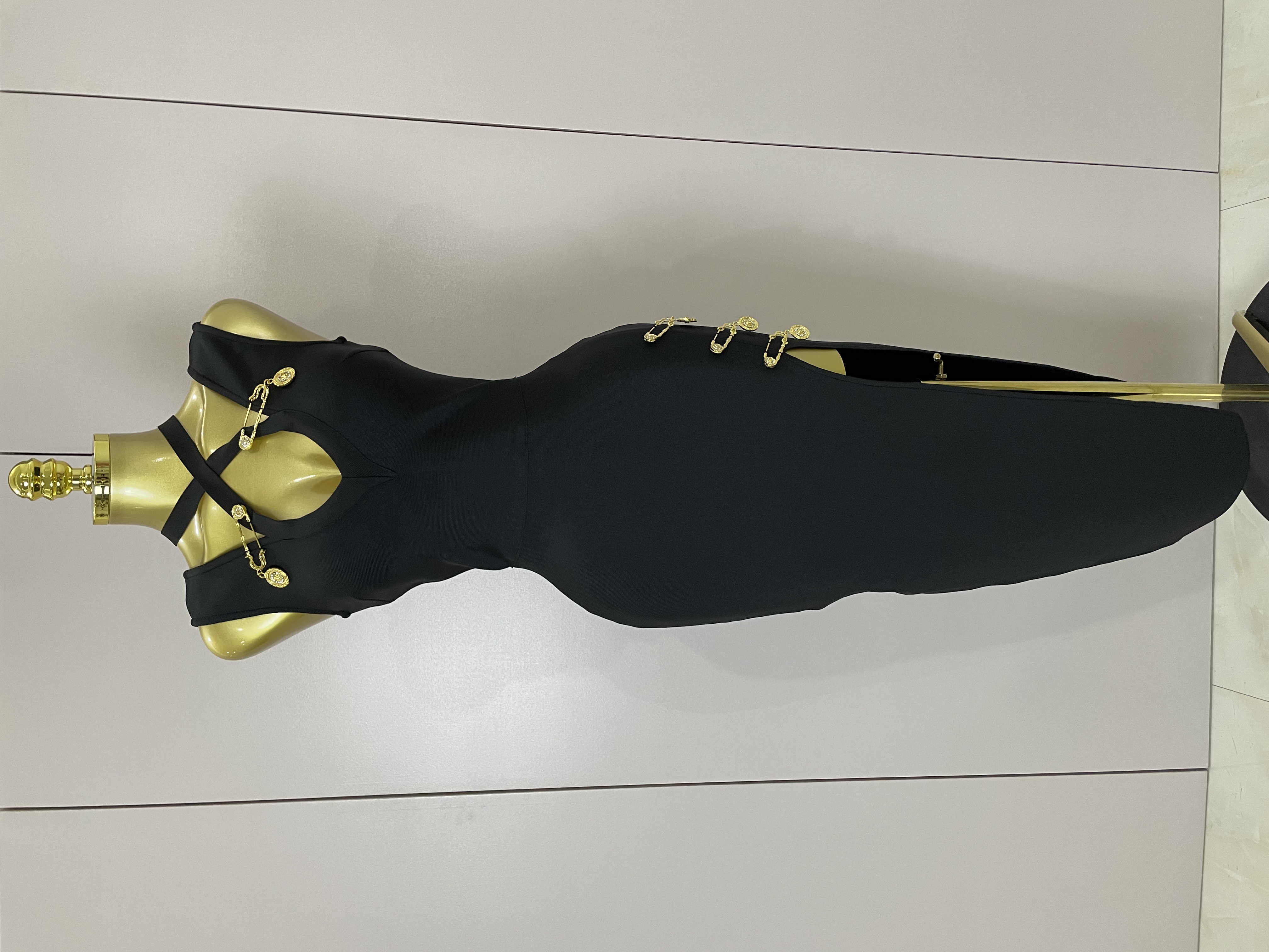 2023 neue Elegante Abnehmen Schwarz Pin Wrap Ärmelloses Langes Kleid Frauen Mode Berühmtheit Abend Party Luxus Geburtstag Outfit