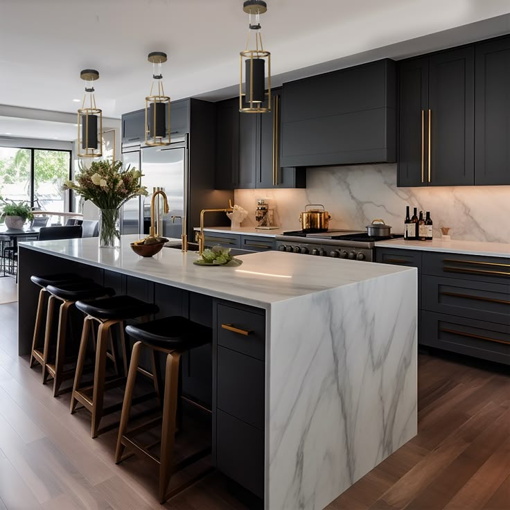 Op maat gemaakte Italiaanse luxe design keukenmeubelkasten van hoge kwaliteit met eiland Moderne keukenkasten op maat