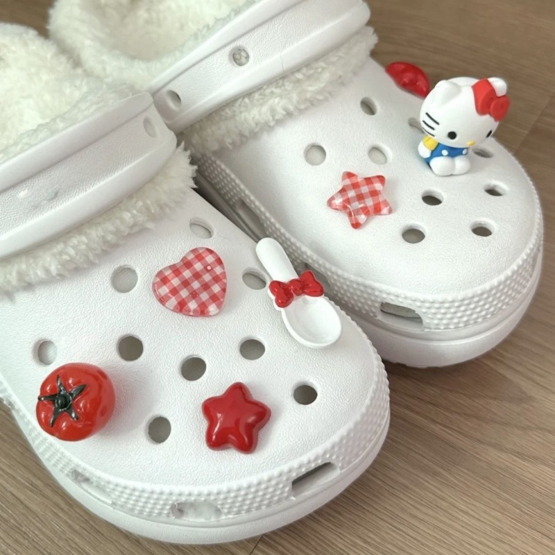 Dolce e fresco set Hello Kitty ciondoli per scarpe fai da te pomodoro rosso accessori da giardino fibbia adatta zoccoli sandali decorare regali per feste