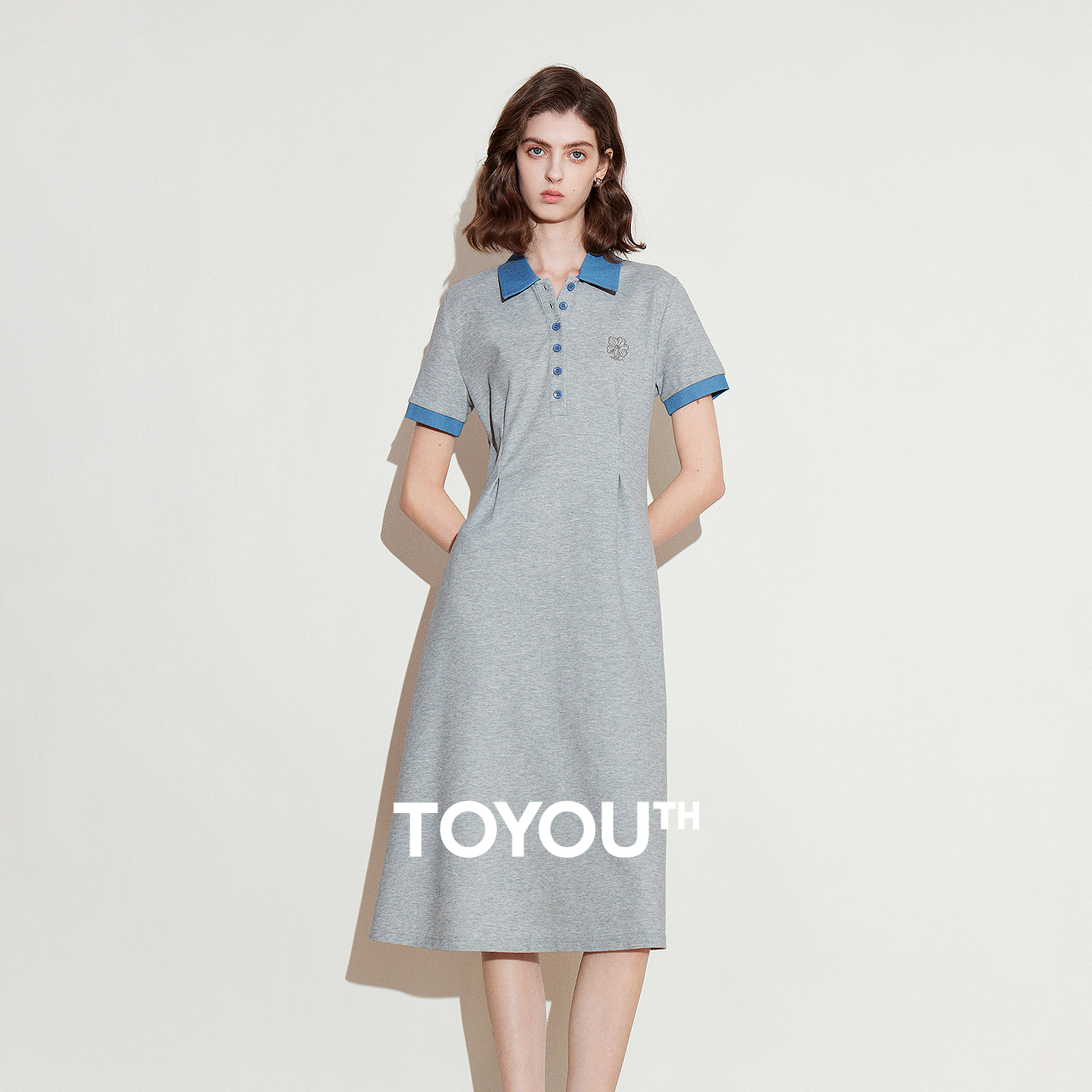 TOYOUTH Damenkleider 2026 Sommer Neu Frisch Piqué Farbblock Polokragen Taille A-Linien-Kleid