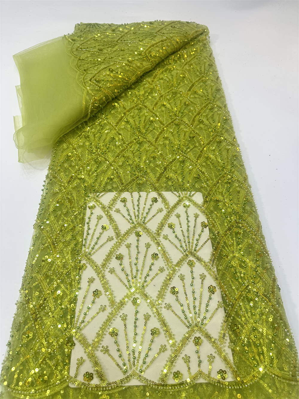 5 Yards afrikanischer Spitzenstoff, hochwertige Perlen, bestickte Netzspitze mit französischen Pailletten für Hochzeit, nigerianisch, 2026, neuestes Design