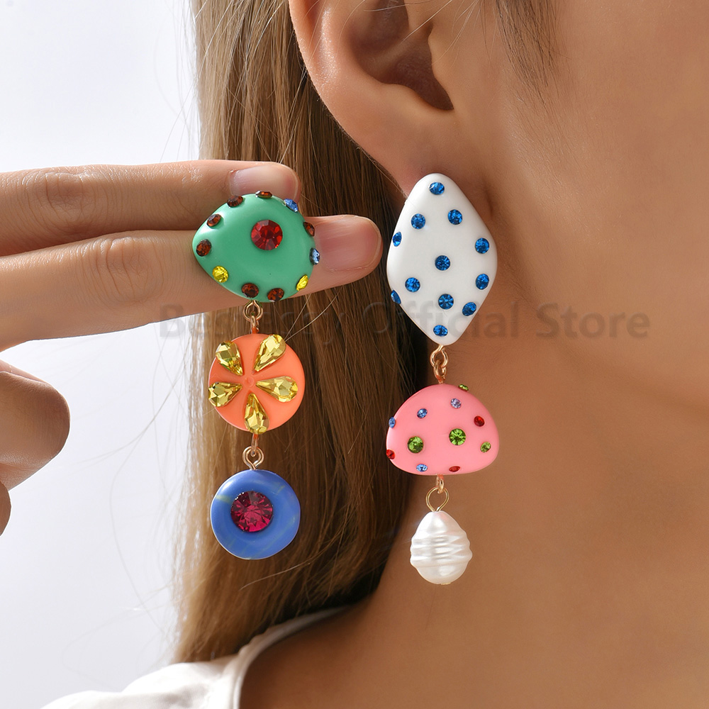Cartoon Stil Nette Süße Lange Baumeln Ohrringe Multicolor Harz Eingelegten Strass Asymmetrische Anhänger Mode Schmuck Für Frau