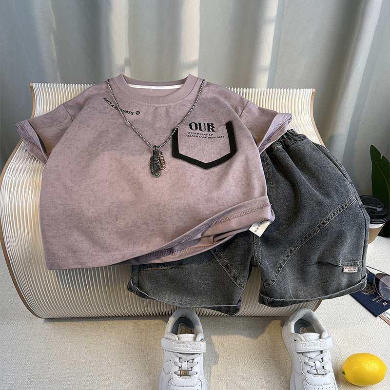 Ragazzi Estate 2 pz/set 2026 Nuovi Belli Bambini T-shirt a maniche corte Bambini Bambino Abbigliamento Da Lavoro Pantaloncini Due pezzi Set Alla Moda 2-8 Anni