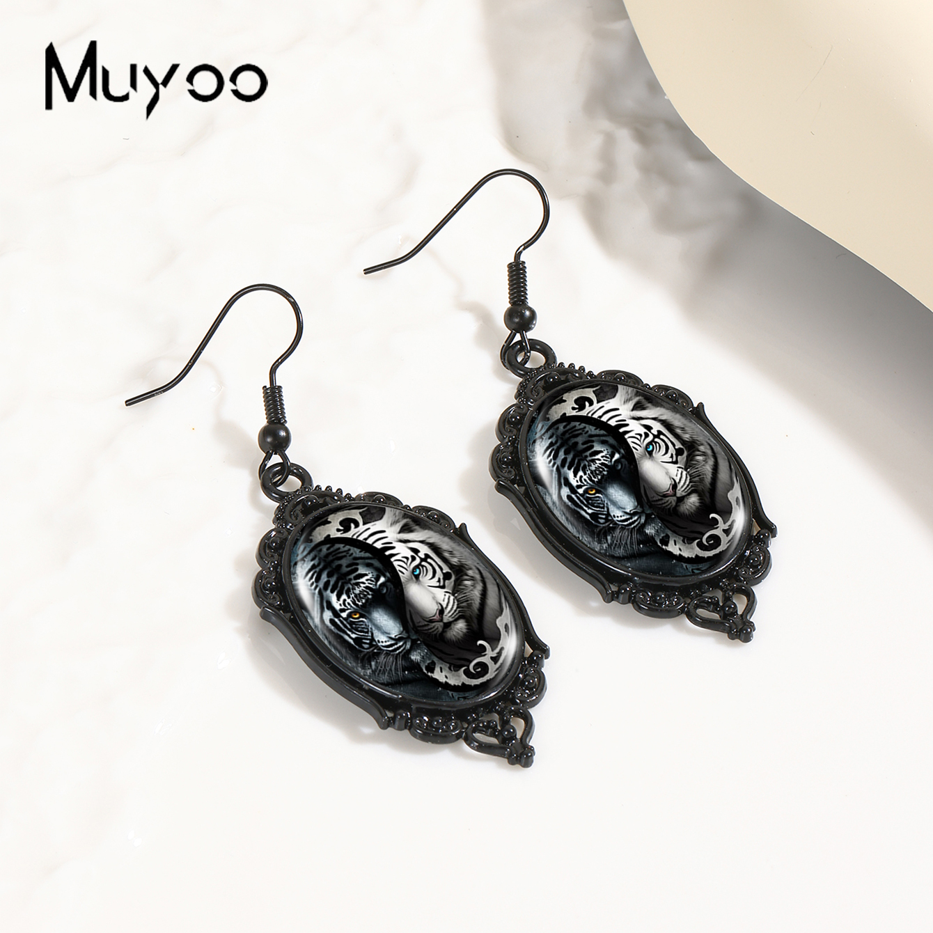 2024 nuovo arrivo moda Yin Yang nero bianco tigri vetro Cabochon pesce gancio orecchini fatti a mano zucca nera ciondola