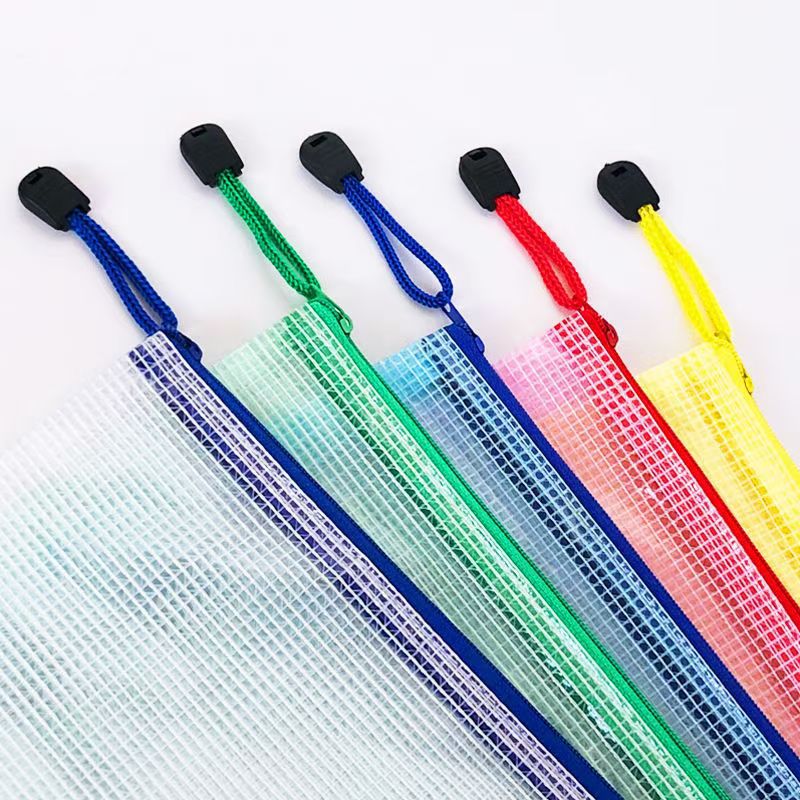 ジッパーメッシュバッグ A4/A5 プラスチックジッパーバッグ 整理用 防水 クリアトラベルバッグ オフィス用品 書類、色はランダム