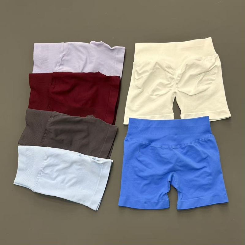 Damen Sportshorts Dehnbar Atmungsaktiv Ohne Camel-Toe-Effekt Nahtlos Po-Lifting Bauchkontrolle Hohe Taille Yoga Laufshorts