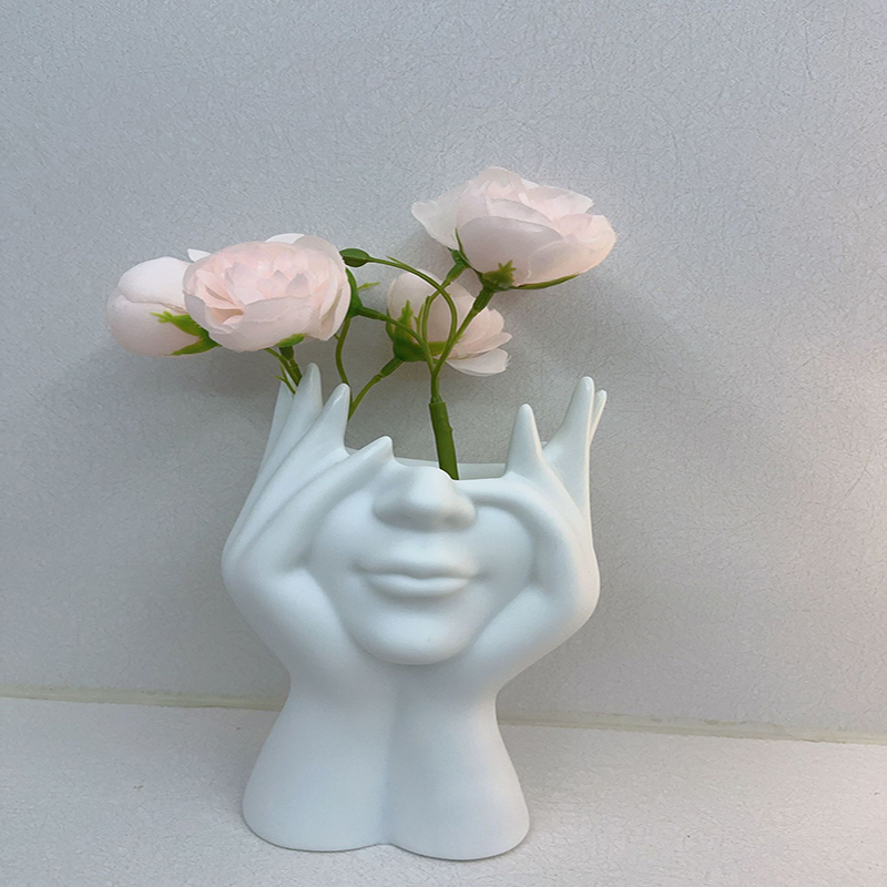 Creative Human Body Art Shaped Office Supplies Desktop Multi-functional Storage Pen Holder Makeup Brush Holder