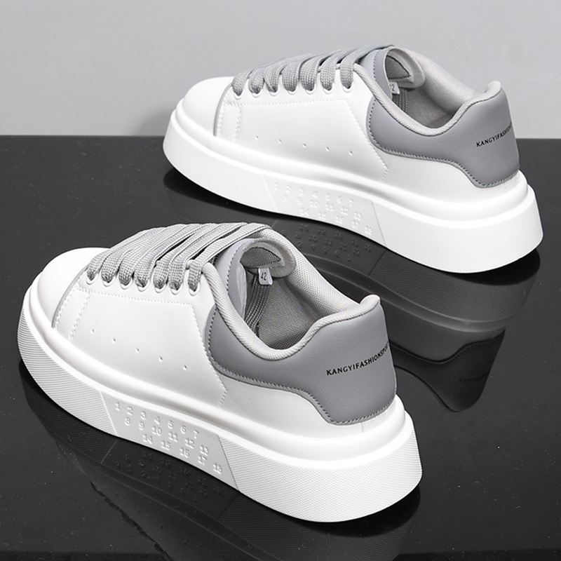 Fashion Men Skateboarding shoes Casual Sport Shoes Platform Sneakers Outdoor Breathable White Running Shoes Women Tennis Shoes