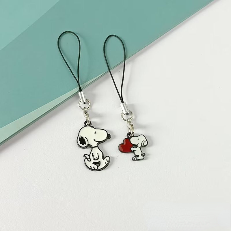 Snoopy hommes et femmes mignon dessin animé créatif mode simple polyvalent sac décoration de téléphone portable pendentif exquis clé lanière