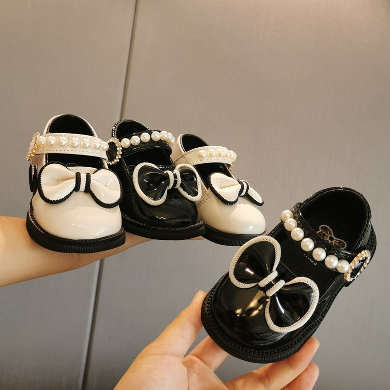 2026 zapatos de cuero para niñas pequeñas, zapatos planos informales para niños pequeños, dulce princesa con perlas, vestido con lazo, zapatos de fiesta suaves