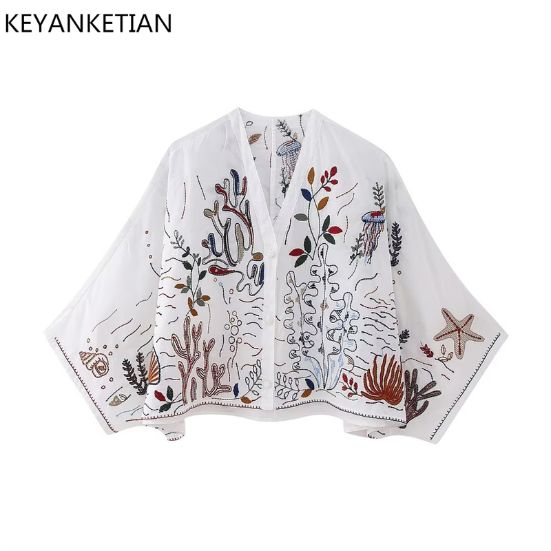 KEYANKETIAN-Camisa de manga corta con bordado Floral para mujer, Top holgado de un solo pecho con cuello en V, estilo Pastoral Resort, novedad de verano