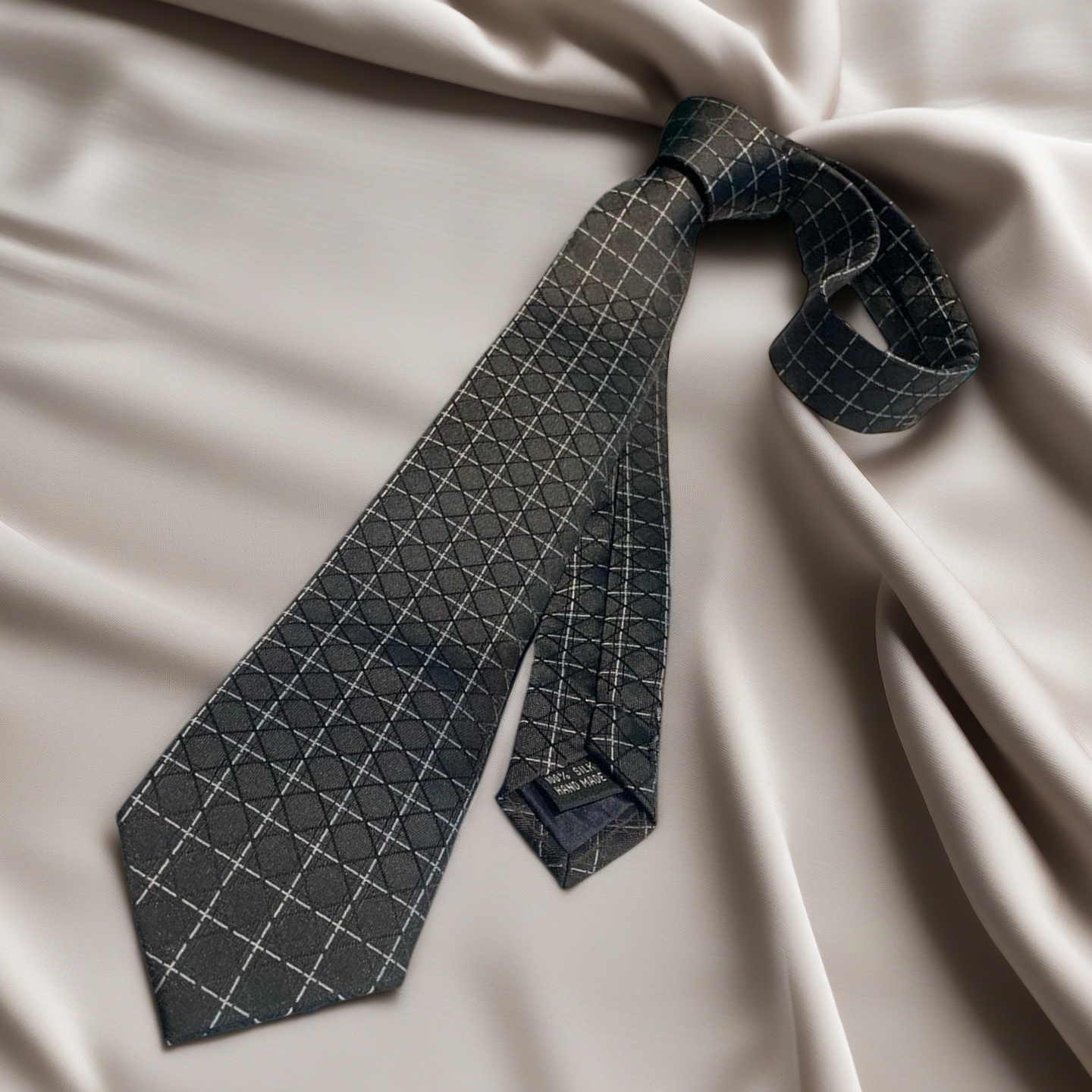 Corbata de Moño Formal de Lujo para Hombre, Regalo Navideño, Marca de Alta Gama, Hecha a Mano, 100% Seda Twill de Primera Calidad, Suave y Agradable al Tacto, Estilo CD