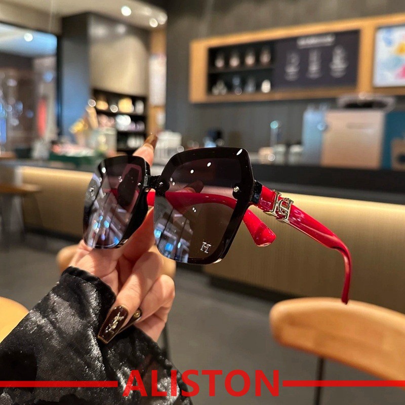 Kacamata Hitam Wanita Polygon Berkualitas Tinggi Model Terbaru 2025 Fashion UV400 Anti UV400 Mengemudi Vintage Kacamata Hitam Wanita Lentes De Sol Mujer
