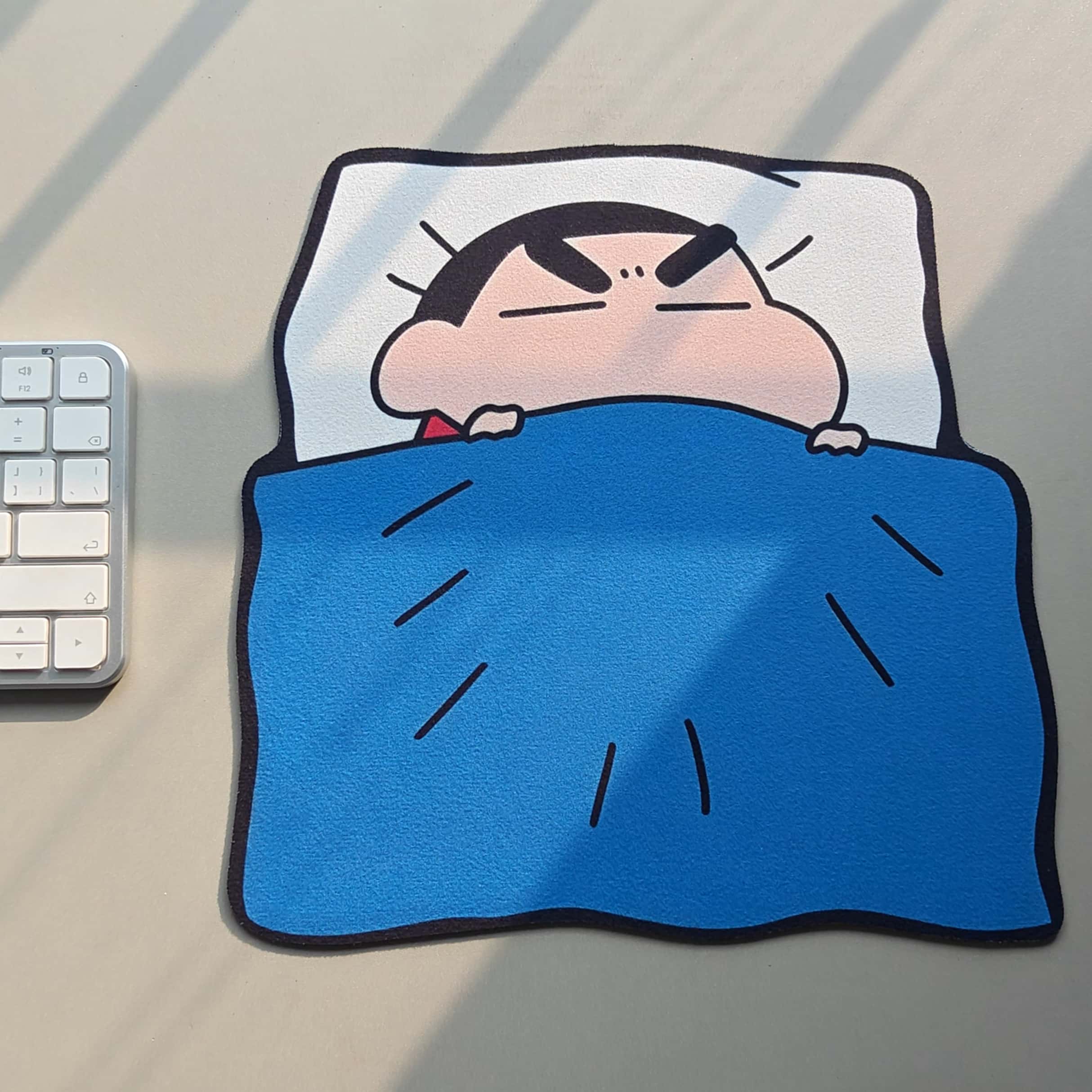 Urocza podkładka pod mysz Crayon Shinchan, gumowa antypoślizgowa podstawa, miękka tkanina, anime mata na biurko do biura/domu/komputera