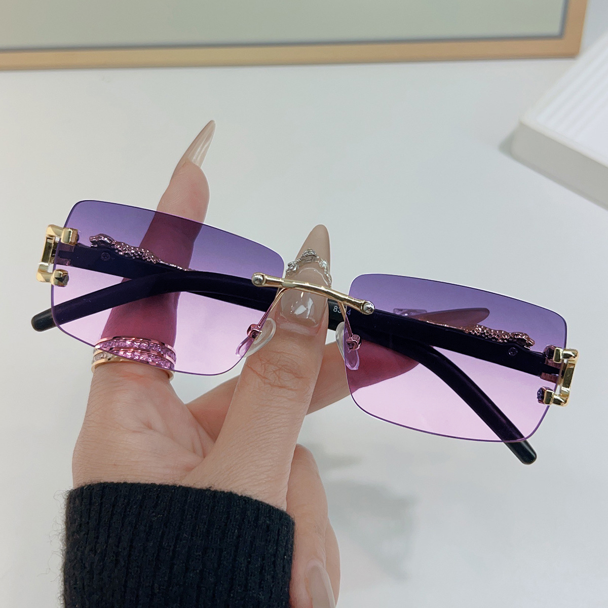 1-teilige modische Damen- und Herren-Sonnenbrille, rahmenlos, rechteckig, personalisierte Sonnenbrille für den Alltag, Vintage-Sonnenbrille