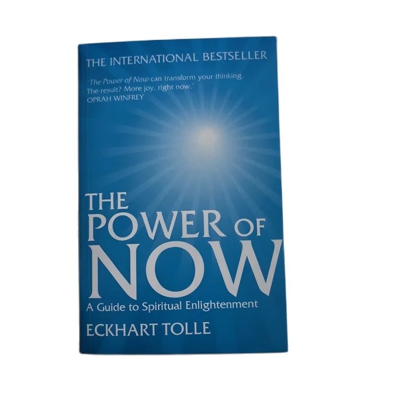 El poder del ahora de Eckhart Tolle Una guía al libro en inglés de la iluminación espiritual