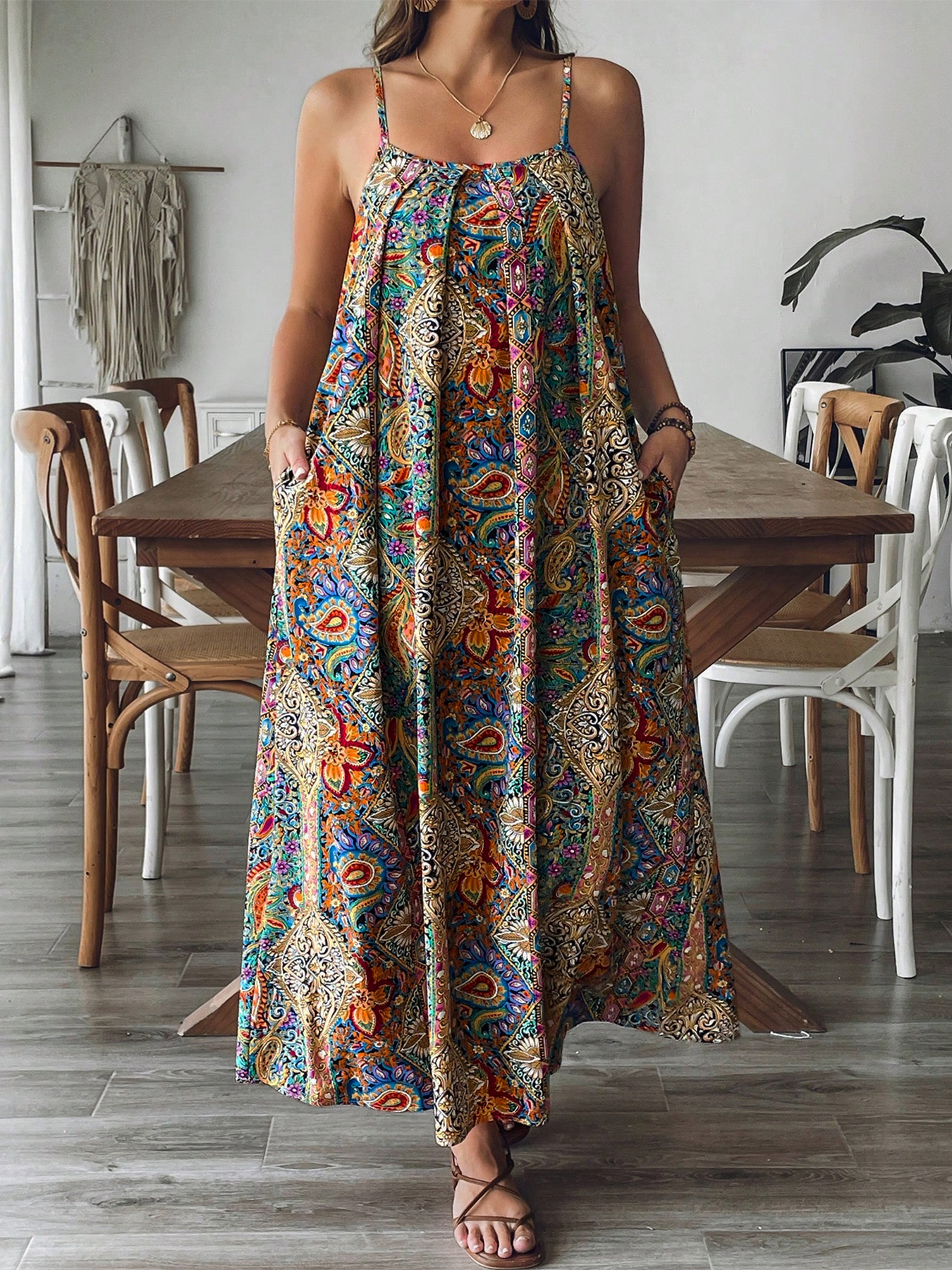 Übergröße Blumen-Paisley Maxikleid Fließendes Strand-Boho Urlaubskleid Sommerkleid