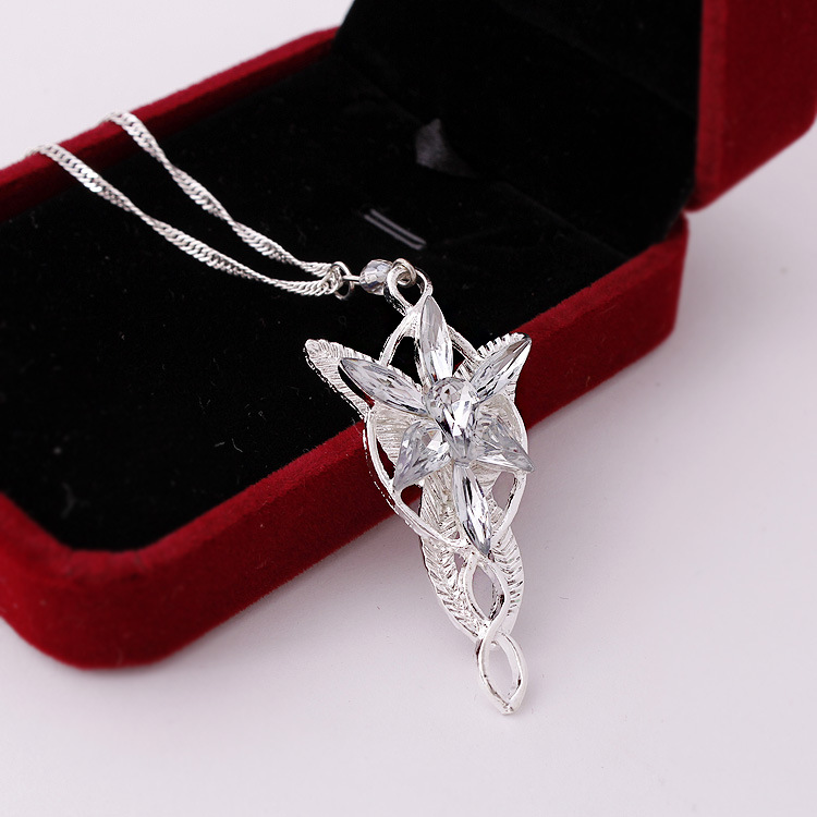 แฟชั่น Lord สร้อยคอของ Arwen Evenstar จี้สร้อยคอเครื่องประดับคริสตัล Twilight Star จี้แรงบิดของขวัญผู้หญิง